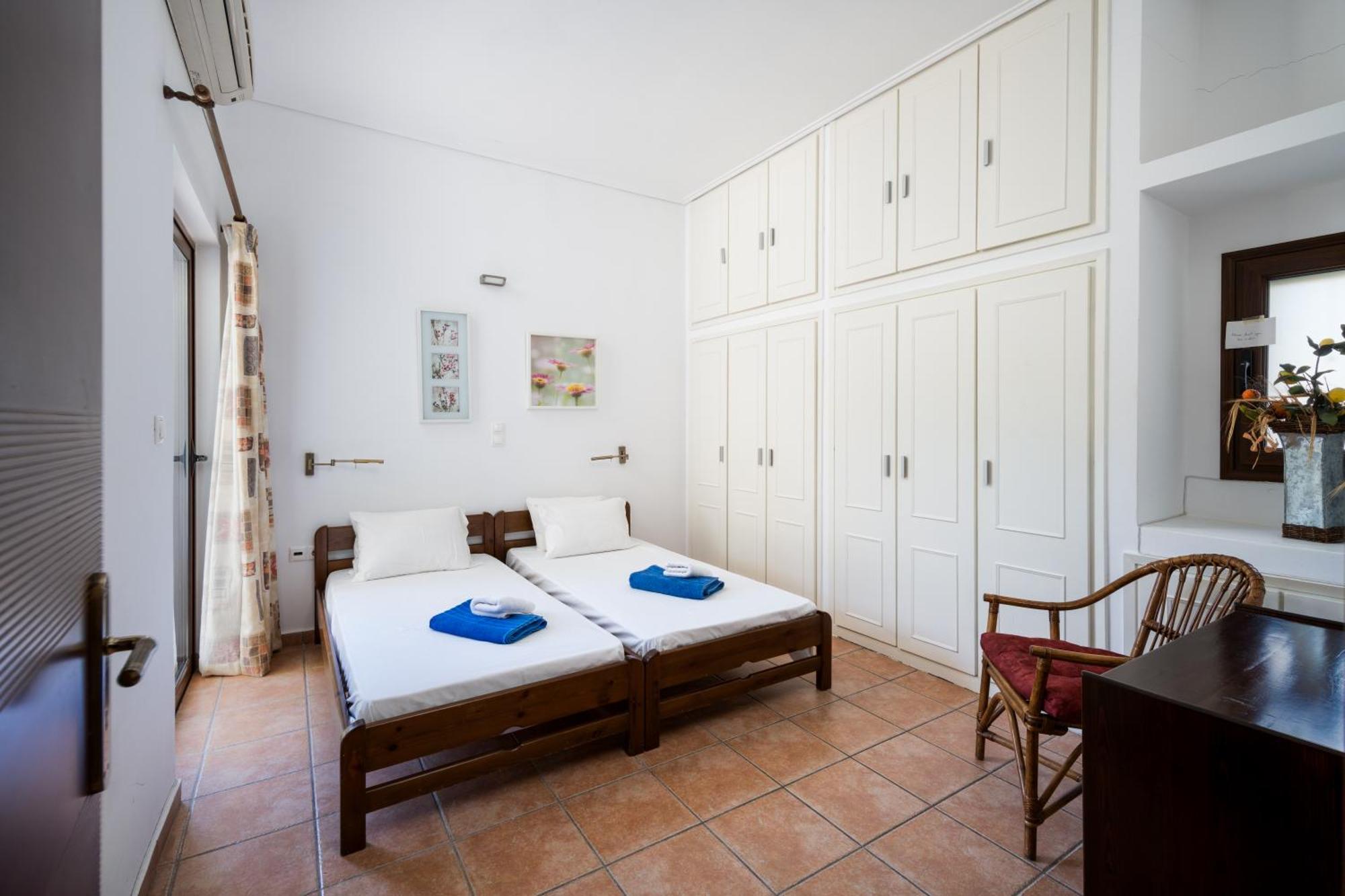 Villa Saronida Kültér fotó